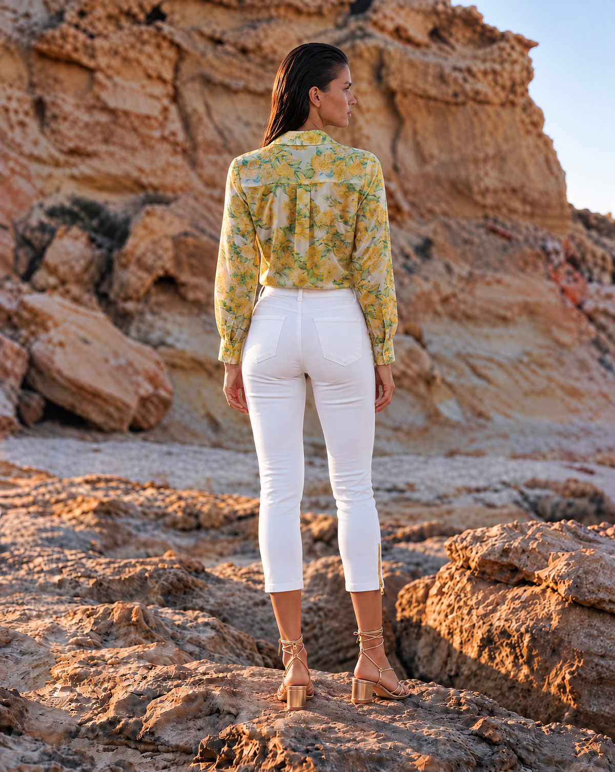 Betina luxury Crop Pant in White Bi-stretch