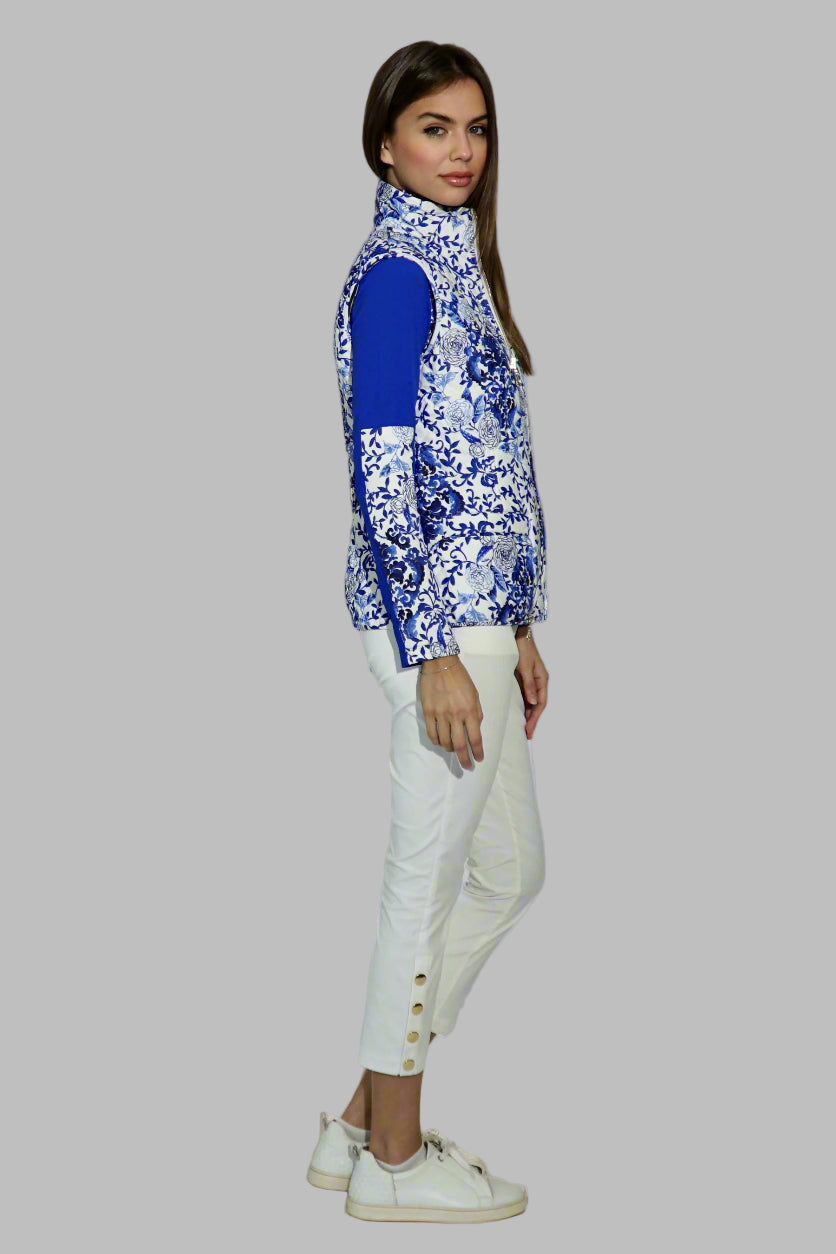Costa Crop trouser with Snap detail made of Italian Bi stretch In White
