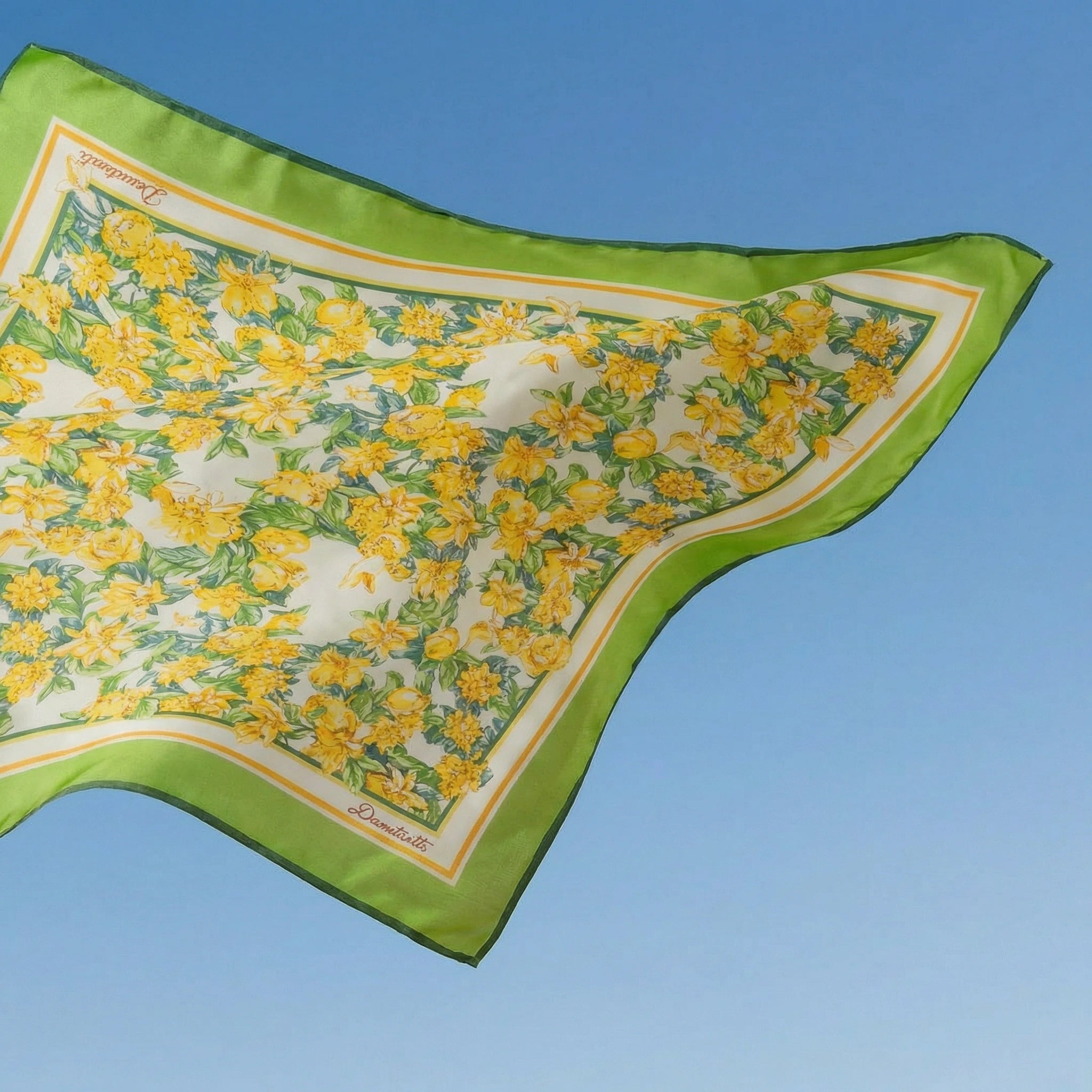 Scarf in Yellow Fiore Plaster